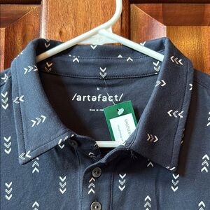 Artifact Blue Patterned Men's Shirt  Size M NWT
